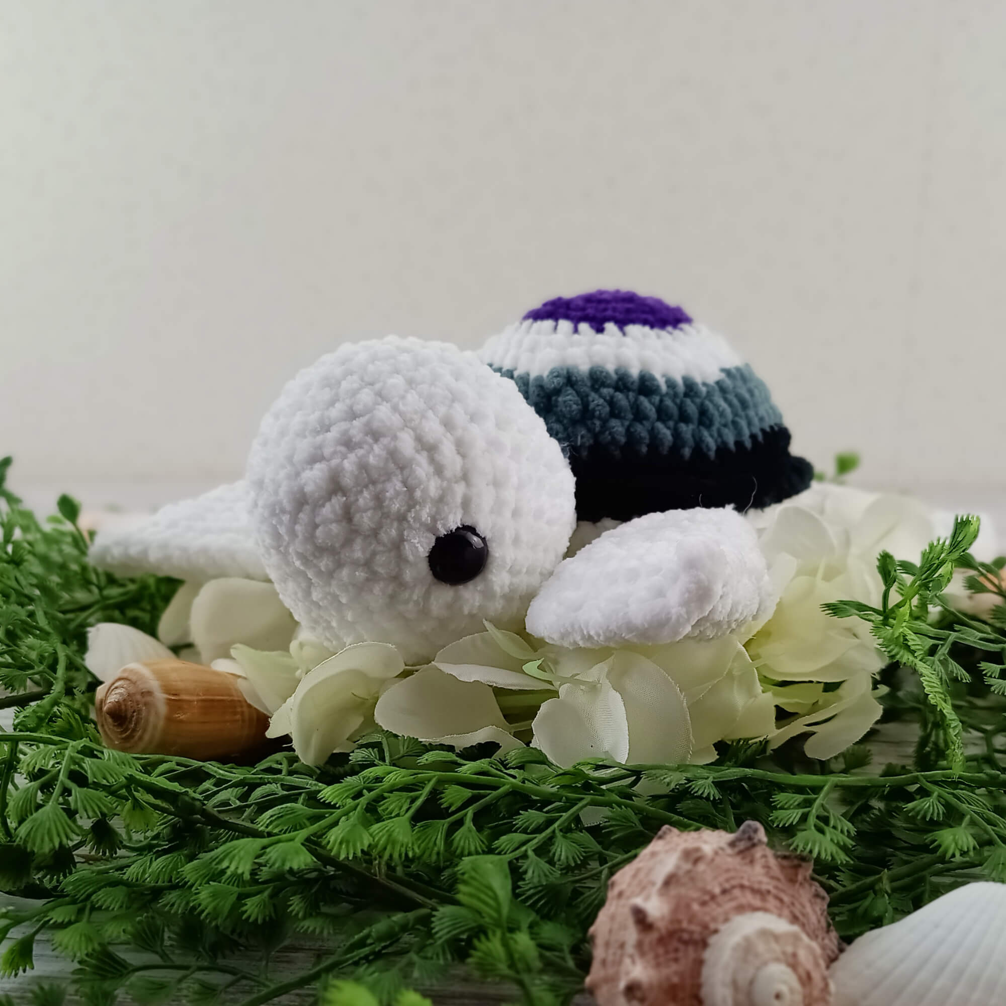 crochet turtle close up view