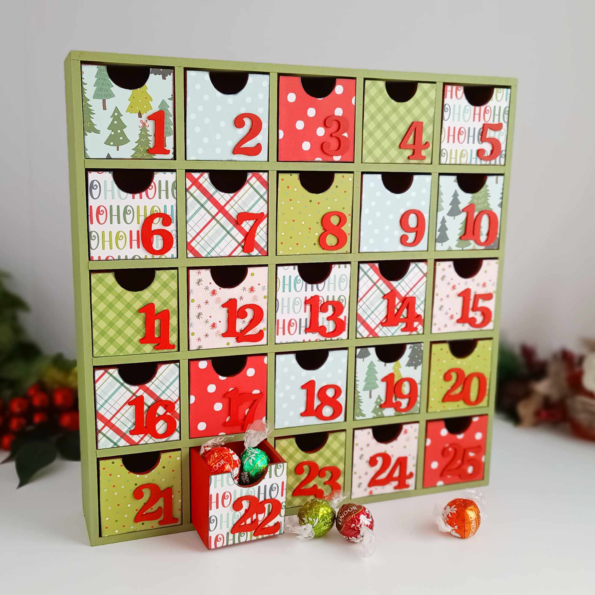 Fill Your Own Countdown to Christmas Calendar